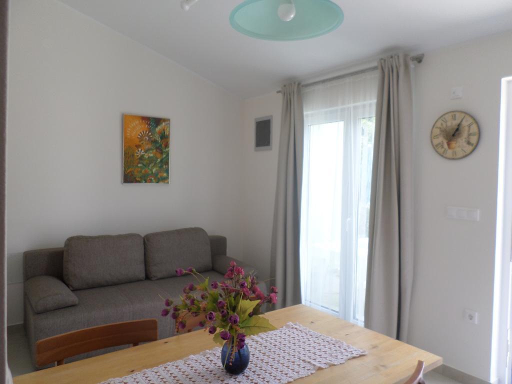 Apartment Jana Štinjan Exteriör bild